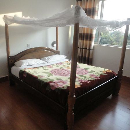 Entebbe Flights Motel Ngoại thất bức ảnh
