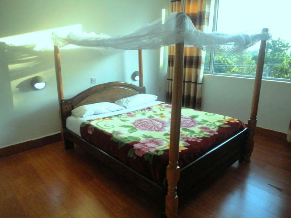 Entebbe Flights Motel Ngoại thất bức ảnh