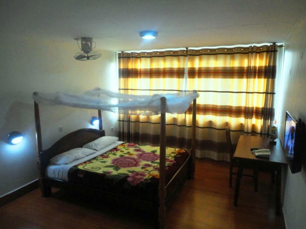 Entebbe Flights Motel Ngoại thất bức ảnh