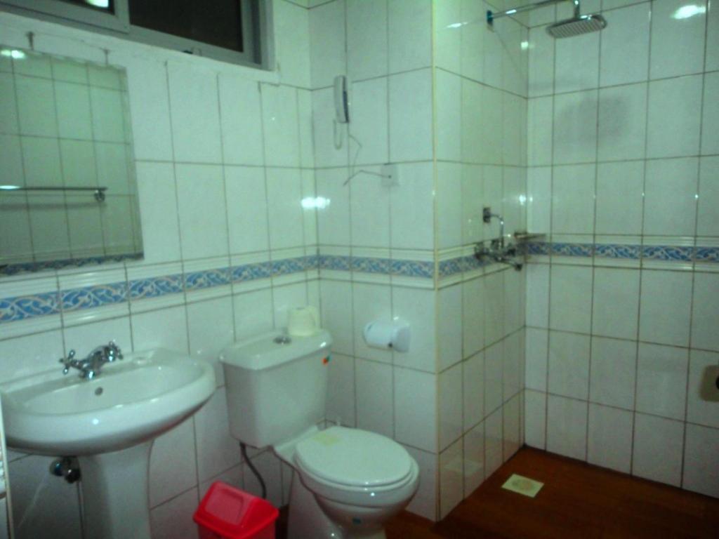 Entebbe Flights Motel Ngoại thất bức ảnh